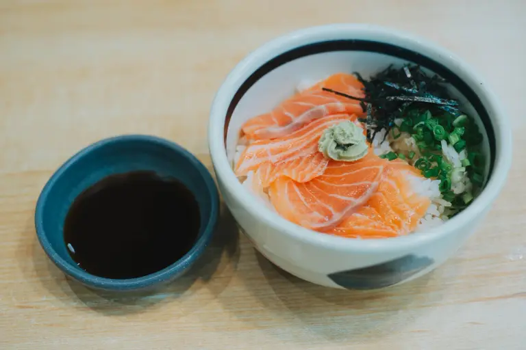 사케동 음식 사진 2